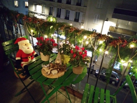 Przedświąteczny widok z fotografią w tle