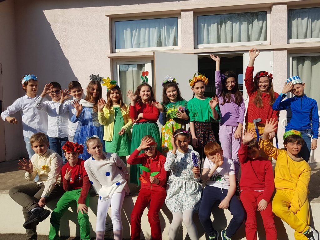 Pani wiosna i wiosenne kwiaty