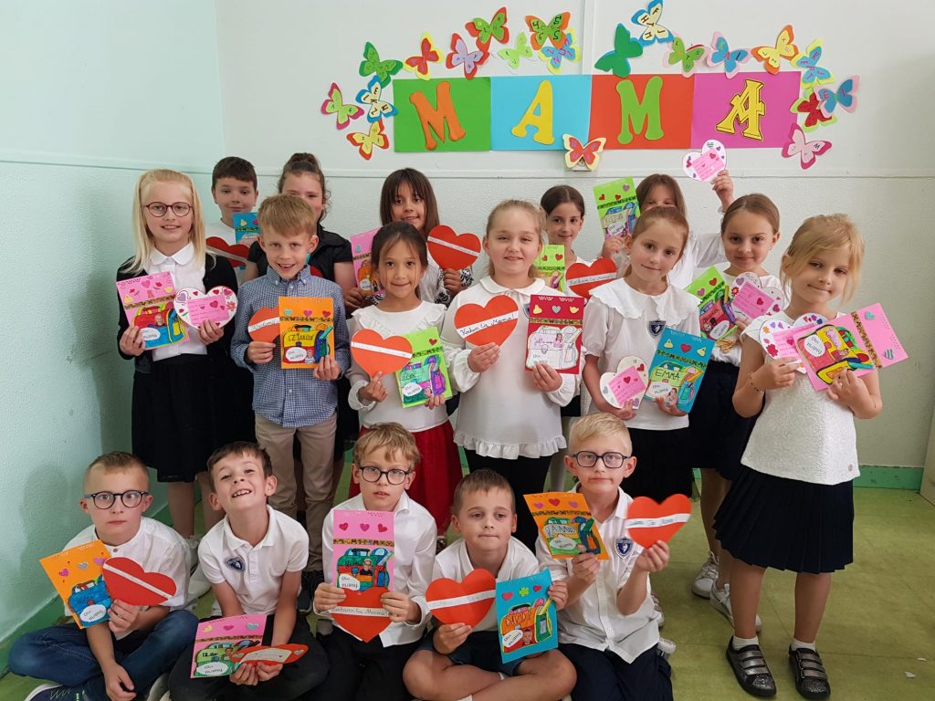 Życzenia dla Mamy: Mamo, Mamo żyj 100 lat!!!